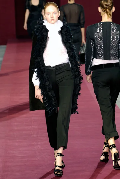 Look 31